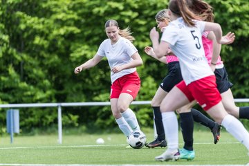 Bild 48 - wBJ SV Wahlstedt - SV Steinhorst/Labenz : Ergebnis: 0:1